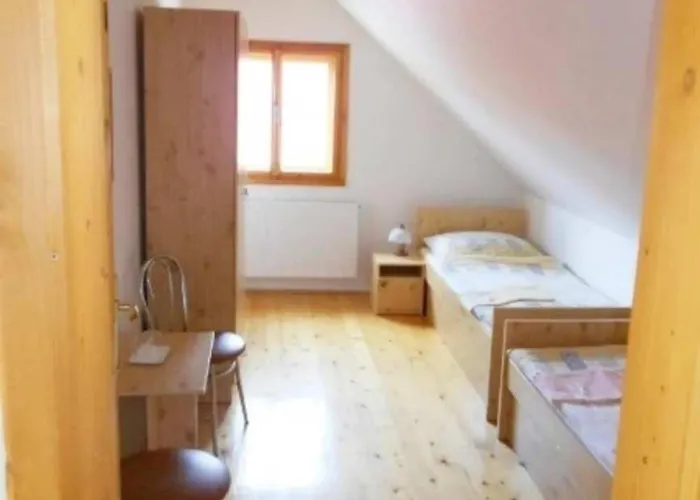 بيت ضيافة Hron *